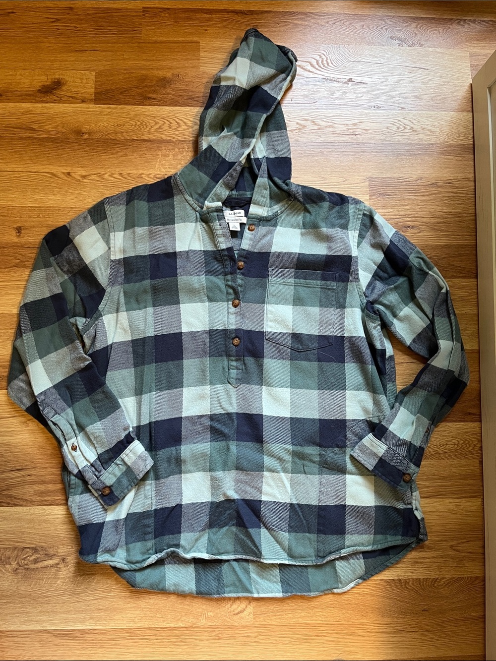 Women's LLBean Hooded Plaid Shirt